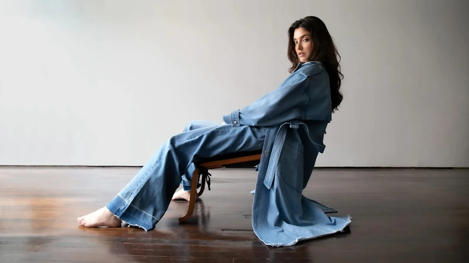 Lola Jeans hero