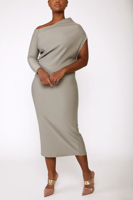Kiya Tomlin product