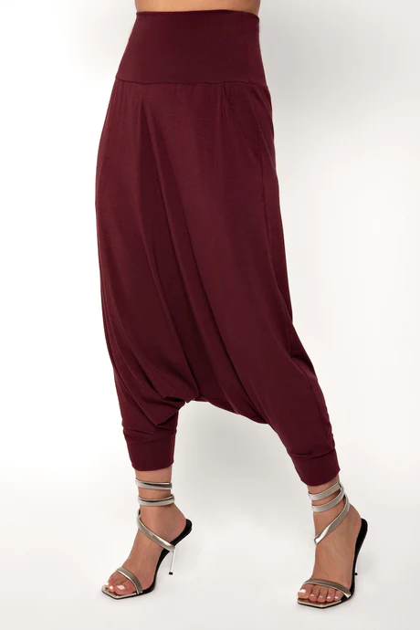 Kiya Tomlin product